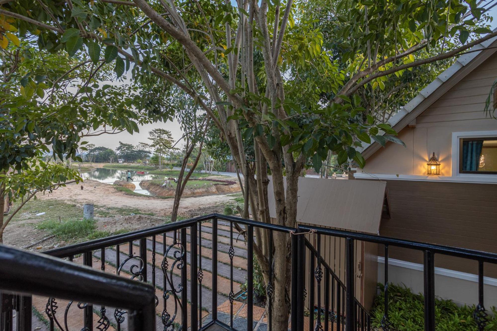Mana-An Lake Hill Resort มานาอันเลคฮิลล์รีสอร์ต 清邁 外观 照片